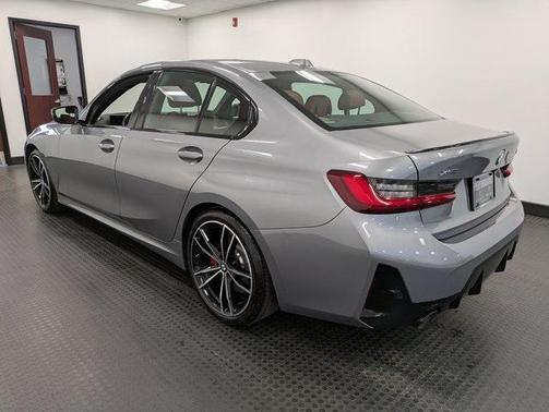 2023 BMW 330 xDrive