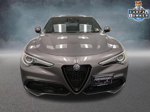2023 Alfa Romeo Stelvio Sprint AWD