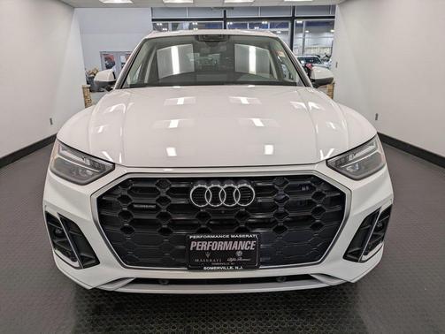 2023 Audi Q5 45 S line Premium Plus