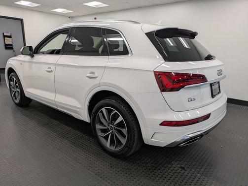 2023 Audi Q5 45 S line Premium Plus
