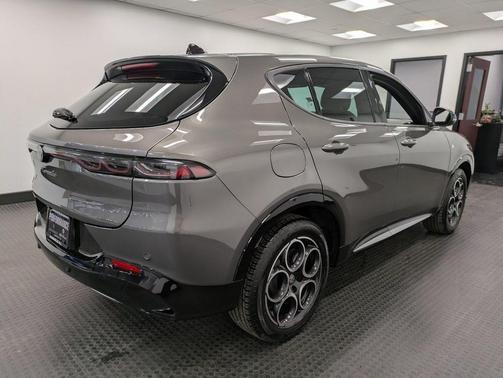 2024 Alfa Romeo Tonale Ti EAWD