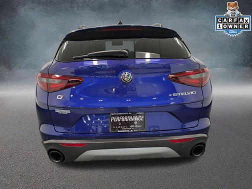 Anodized Blue Metallic 2023 Alfa Romeo Stelvio Ti