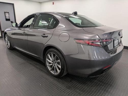 2025 Alfa Romeo Giulia AWD