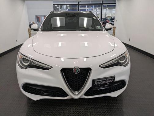 2022 Alfa Romeo Stelvio Ti