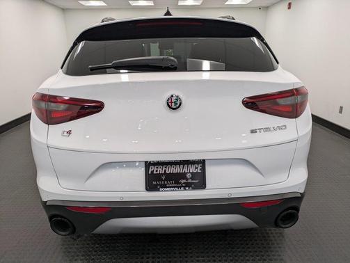 2022 Alfa Romeo Stelvio Ti