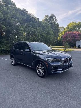 Dark Graphite Metallic 2022 BMW X5 sDrive40i