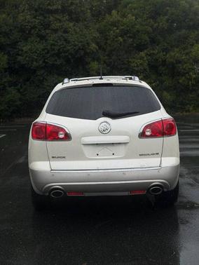 White Diamond Tri-Coat 2010 Buick Enclave CX