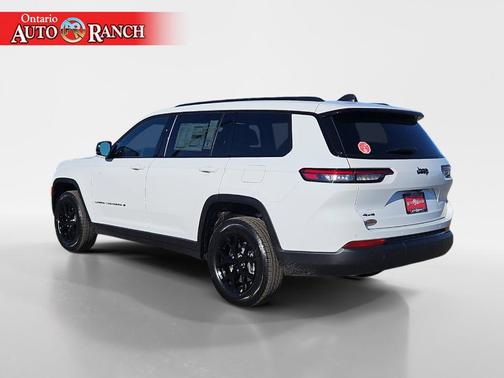 2025 Jeep Grand Cherokee L Laredo