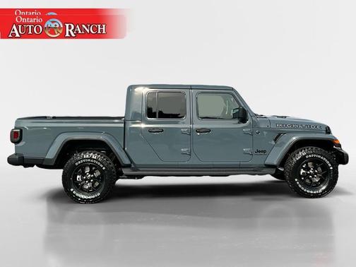 2025 Jeep Gladiator Sport