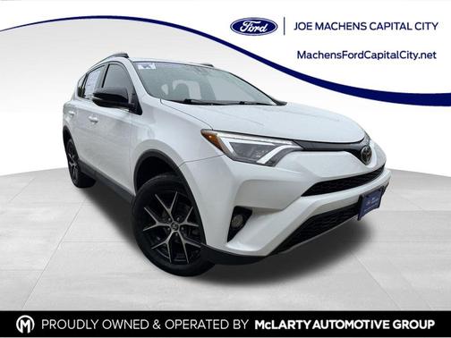 2017 Toyota RAV4 SE