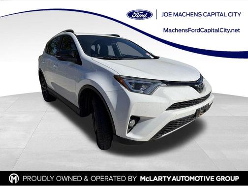 2017 Toyota RAV4 SE