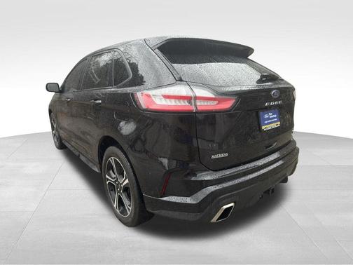 2022 Ford Edge ST