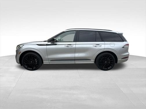 2022 Lincoln Aviator Reserve AWD