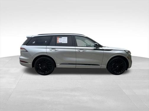 2022 Lincoln Aviator Reserve AWD