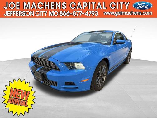 2013 Ford Mustang V6 Premium