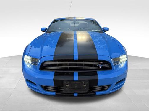 2013 Ford Mustang V6 Premium