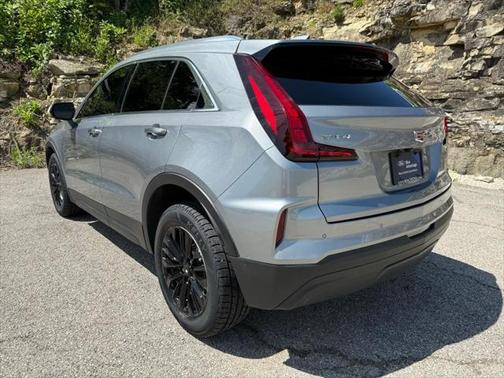 2024 Cadillac XT4 Luxury