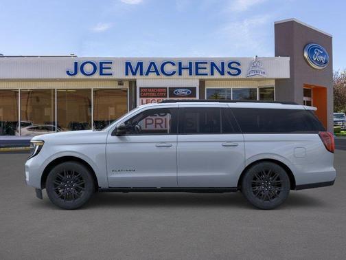 Glacier Gray Metallic Tri-Coat 2026 Ford Expedition Max Platinum