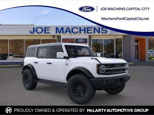 Oxford White 2026 Ford Bronco Outer Banks