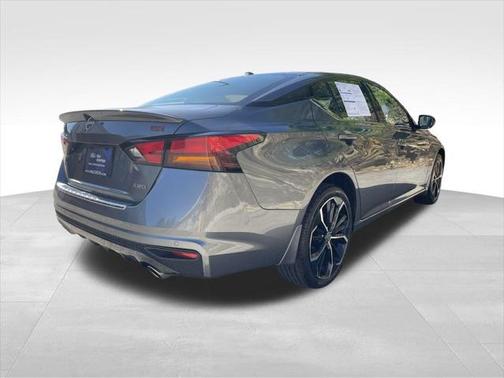 2023 Nissan Altima SR Intelligent AWD