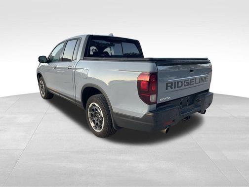2025 Honda Ridgeline Black