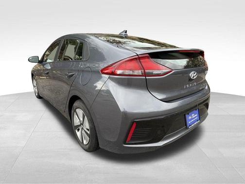 2019 Hyundai IONIQ Hybrid Blue