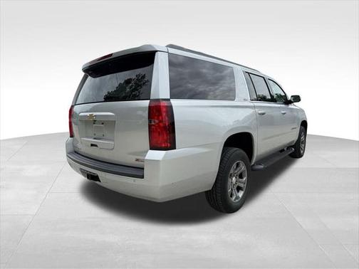 2017 Chevrolet Suburban LT