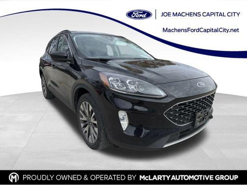 2022 Ford Escape Titanium