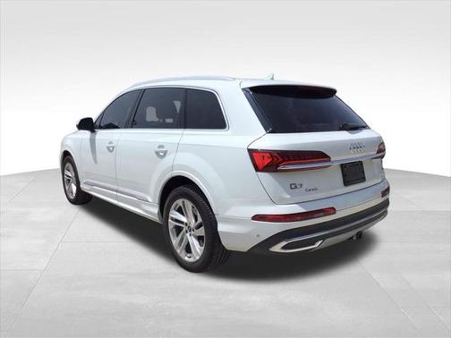 2021 Audi Q7 55 Premium