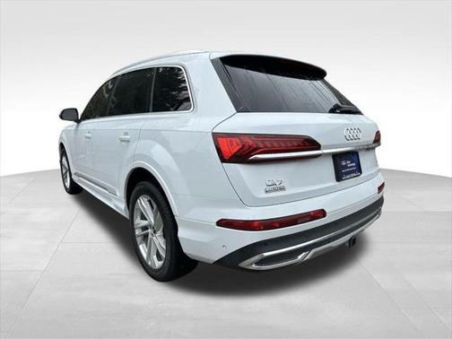 2021 Audi Q7 55 Premium