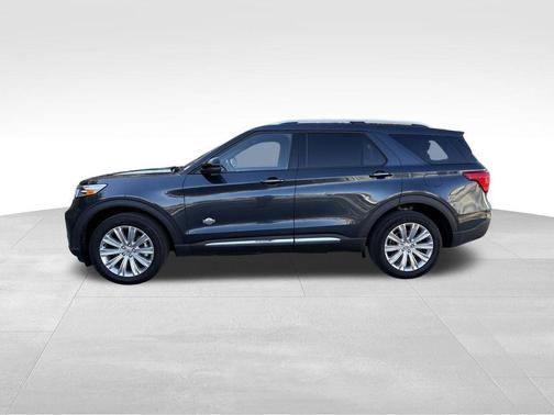 2022 Ford Explorer King Ranch