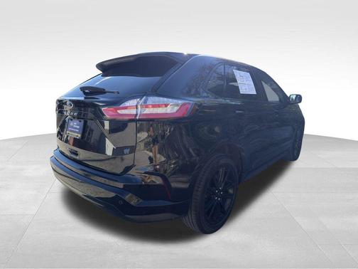 2022 Ford Edge ST Line