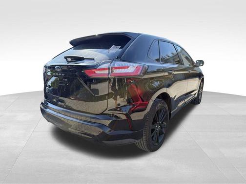 2022 Ford Edge ST Line