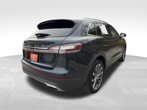 2023 Lincoln Nautilus Reserve