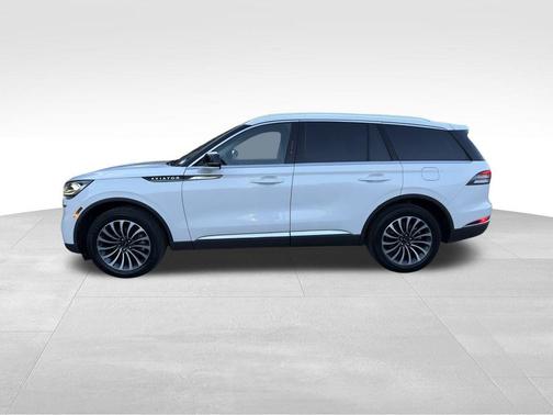 2023 Lincoln Aviator Standard AWD