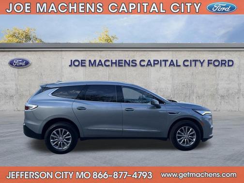 2023 Buick Enclave Essence FWD