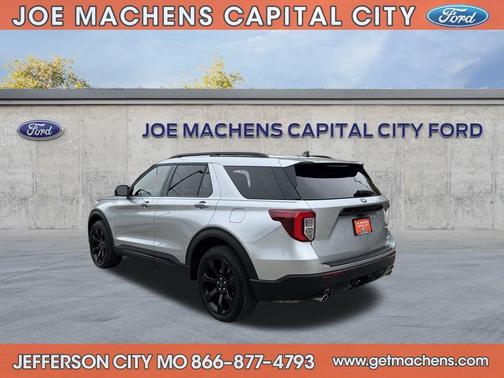 2022 Ford Explorer ST-Line