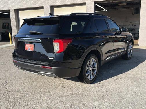 Agate Black Metallic 2020 Ford Explorer XLT