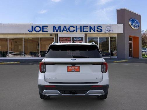 Space White Metallic 2026 Ford Explorer Platinum