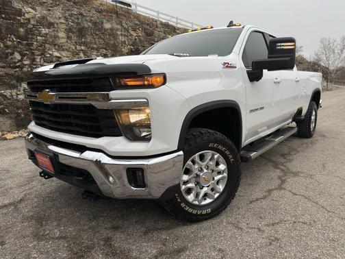 2024 Chevrolet Silverado 3500 LT