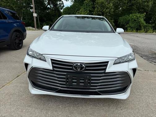 2020 Toyota Avalon XLE