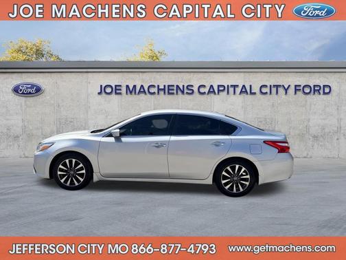 Brilliant Silver 2017 Nissan Altima 2.5 SV