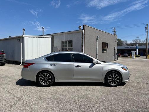 2017 Nissan Altima 2.5 SV