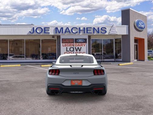 Avalanche 2026 Ford Mustang GT