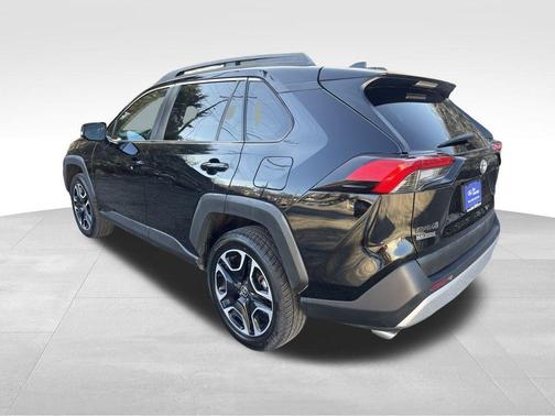 2021 Toyota RAV4 Adventure