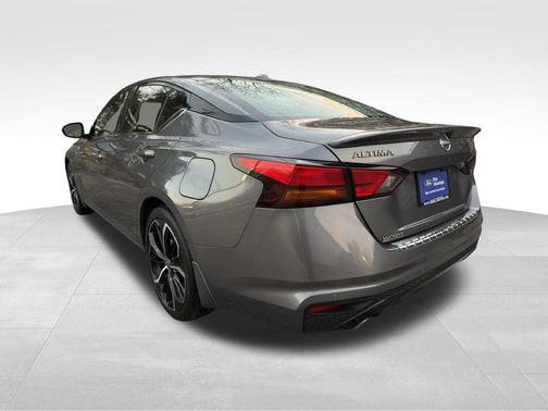 2023 Nissan Altima SR FWD