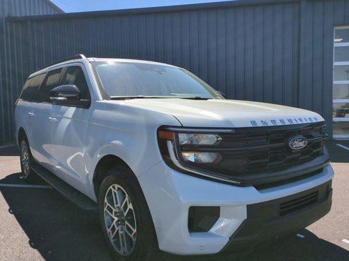 2025 Ford Expedition Max Active 4x4