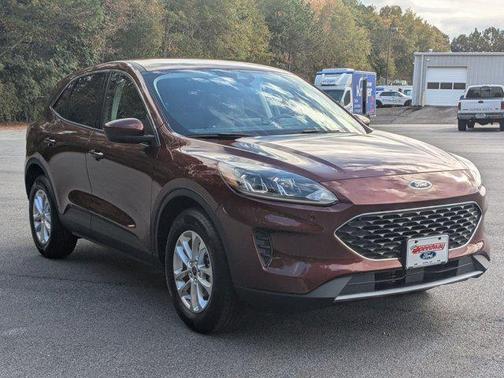 2021 Ford Escape SE