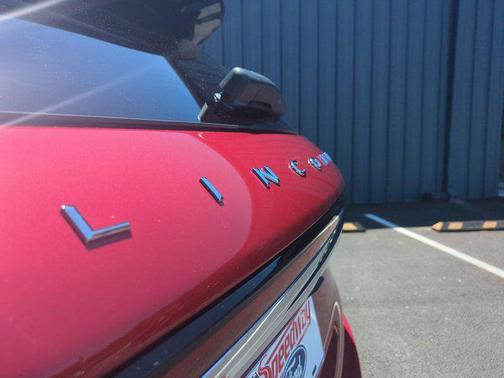 Red Carpet Metallic Tinted Clearcoat 2025 Lincoln Corsair Premiere