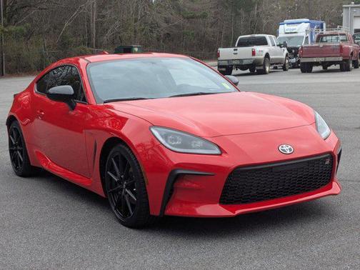 2025 Toyota GR86 Premium